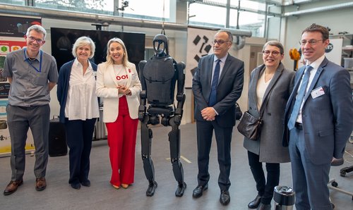 LaasCNRS_olivier stasse - adeline nazarenko- nadia pellefigue - mohamed kaâniche - marianne peyrot - jocelyn mere - ©Chloé Senat copie